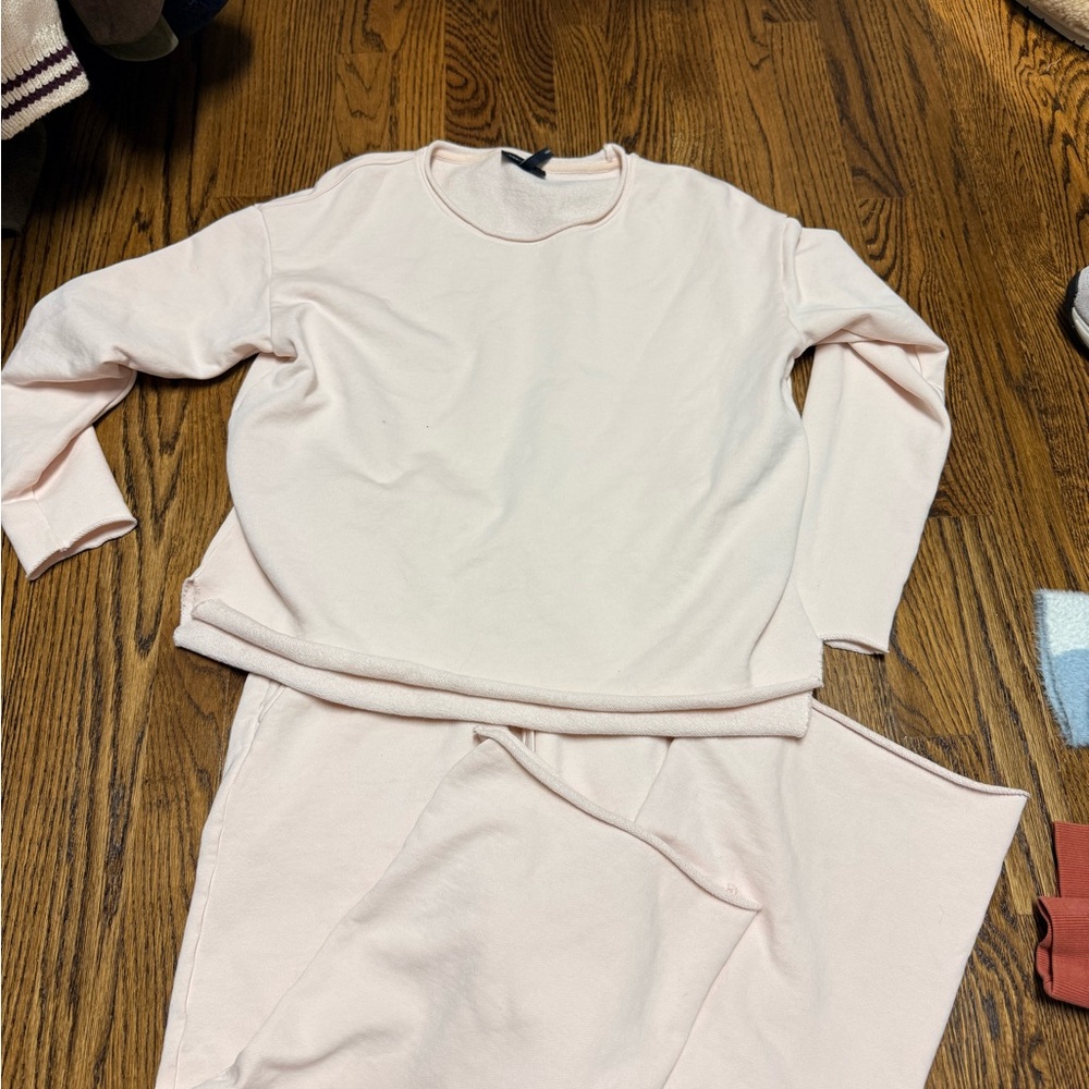 Cozy earth lounge set
